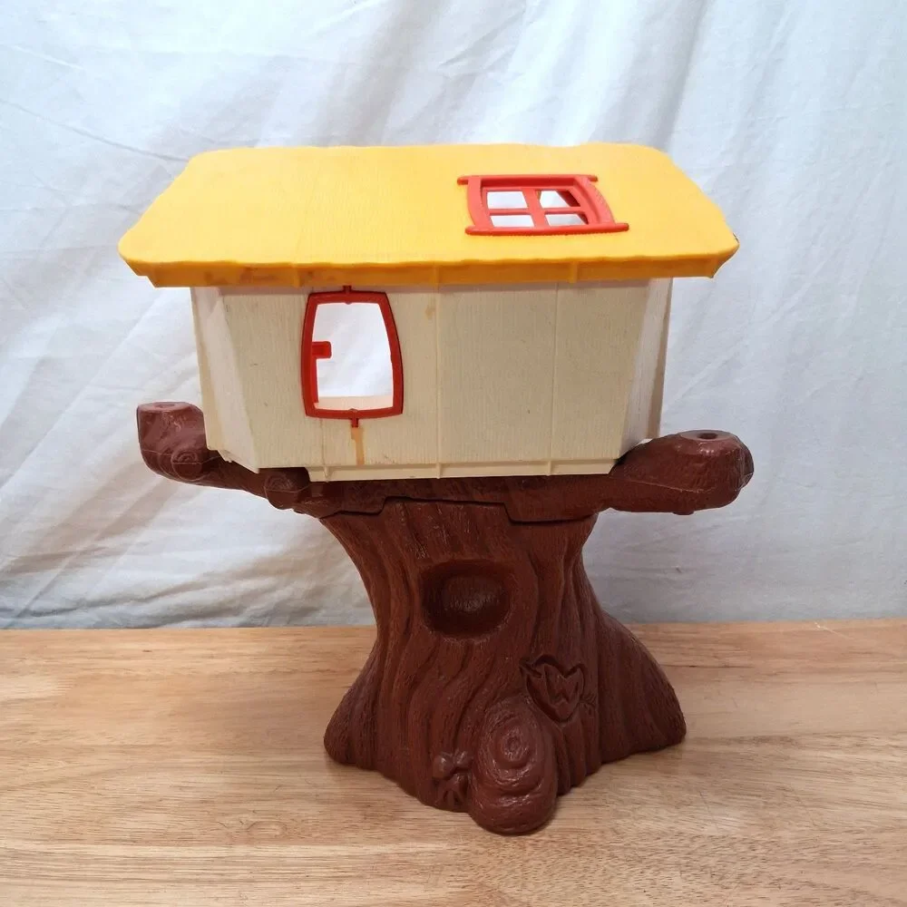 Vintage 1974 Hasbro Weebles Wobble Treehouse Playset 1 Person Included READ